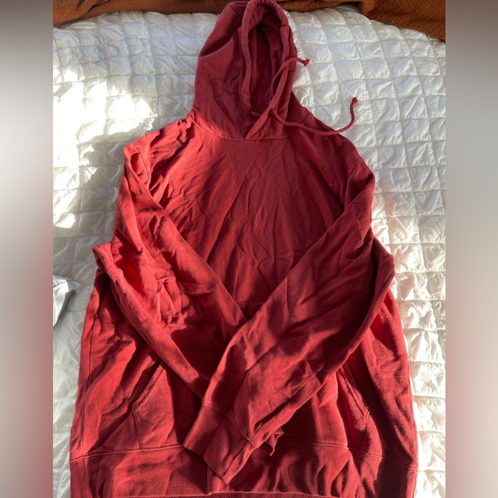 ARIZONA JEAN CO Men’s Red Hoodie Sweatshirt